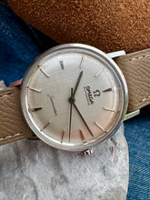 Load image into Gallery viewer, 1962 Rare Omega automatic Seamaster "Pre-Deville" with Tapestry dial, ref. 14765 *SERVICED*