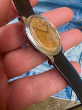 Load image into Gallery viewer, 1940/50’s rare Movado ”Sport” with F. Borgel case, original dial and original buckle