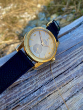 Load image into Gallery viewer, 1954 Rare solid 14k gold Omega Seamaster &quot;Beefy lugs&quot; *SERVICED*