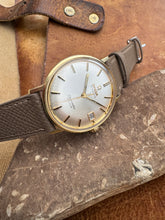 Load image into Gallery viewer, 1963 Omega automatic Seamaster deville ”sunburst”-dial *SERVICED*