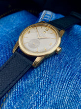 Load image into Gallery viewer, 1954 Rare solid 14k gold Omega Seamaster &quot;Beefy lugs&quot; *SERVICED*