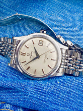 Load image into Gallery viewer, 1958 Omega Constellation Calendar with BoR-bracelet *SERVICED*