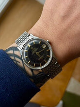 Load image into Gallery viewer, 1960 rare Omega Constellation ”Pie-Pan” with original bracelet *SERVICED*