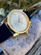 Load image into Gallery viewer, 1954 Rare solid 14k gold Omega Seamaster &quot;Beefy lugs&quot; *SERVICED*