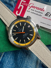 Load image into Gallery viewer, 1966 Rare Enicar Sherpa Super Divette ”T” with box and tag