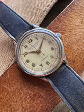Load image into Gallery viewer, 1940’s Girard Perregaux from the Korean war, read the amazing history