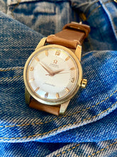 Load image into Gallery viewer, 1958 Rare ”Beefy lug” Omega automatic Seamaster *SERVICED*