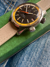 Load image into Gallery viewer, 1966 Rare Enicar Sherpa Super Divette ”T” with box and tag