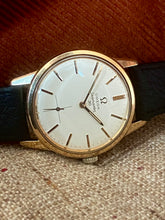 Load image into Gallery viewer, 1963 Amazing Omega Seamaster 30 *SERVICED*