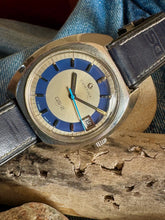 Load image into Gallery viewer, 1968 Certina DS-2 ref. 5301 300 with original DS strap and buckle *SERVICED*