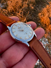 Load image into Gallery viewer, 1957 Rare Omega Constellation 2852 with arrowhead index *SERVICED*