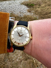 Load image into Gallery viewer, 1966 Omega Constellation "Pie-Pan" ”onyx dial” *SERVICED* w. Warranty