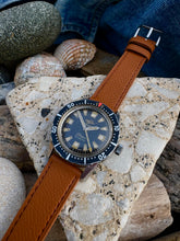 Load image into Gallery viewer, 1959 (approx) Vintage Enicar Sherpa Divette – Super Compressor