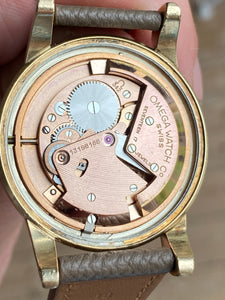 1951 Rare Omega Seamaster (jumbo) with honeycomb-dial *SERVICED*