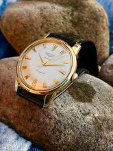 Load image into Gallery viewer, 1955 Longines Conquest original box, paper, strap and buckle *SERVICED*