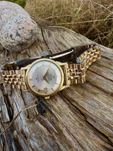 Load image into Gallery viewer, 1963 Crazy condition Omega Constellation "Pie-Pan" 168.005 *SERVICED* w. Warranty