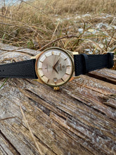 Load image into Gallery viewer, 1966 Omega Constellation "Pie-Pan" ”onyx dial” *SERVICED* w. Warranty