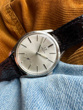 Load image into Gallery viewer, 1951 Beautiful Omega with ”sunburst dial” and preserved case and dial
