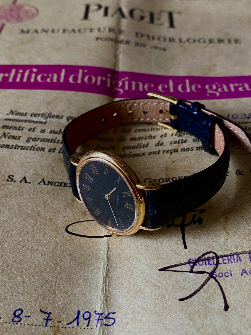 1975 Piaget in 18k solid gold with box, cert and 18k gold Piaget buckle