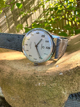 Load image into Gallery viewer, 1964 Amazing Omega Seamaster 600 ”big numerals” *SERVICED*