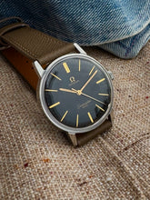 Load image into Gallery viewer, 1964 Amazing Omega Seamaster 600 "black dial" *SERVICED* w Warranty
