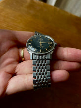 Load image into Gallery viewer, 1960 rare Omega Constellation ”Pie-Pan” with original bracelet *SERVICED*