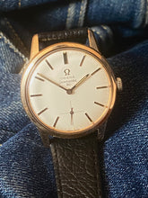 Load image into Gallery viewer, 1963 Amazing Omega Seamaster 30 *SERVICED*