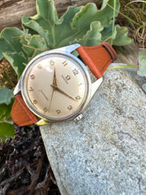 Load image into Gallery viewer, 1959 Rare Omega ”Seachero” ref. 2996 1 with big numbers