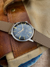 Load image into Gallery viewer, 1964 Amazing Omega Seamaster 600 "black dial" *SERVICED* w Warranty