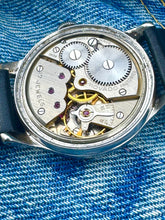 Load image into Gallery viewer, 1940/50’s rare Movado ”Sport” with F. Borgel case, original dial and original buckle