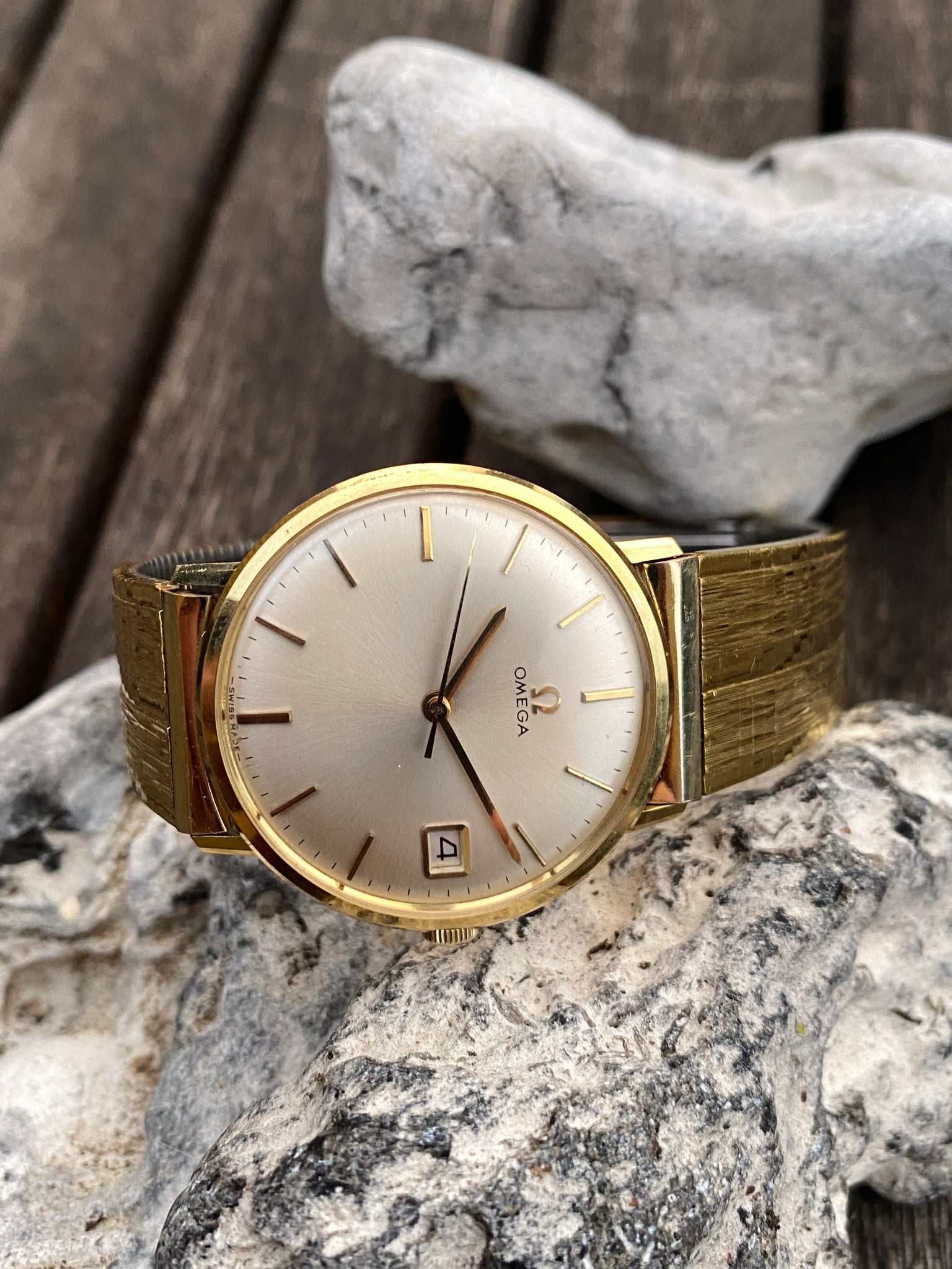 1964 Stunning Omega in 18k solid gold *SERVICED* WOFS Watches 1964 Stunning Omega in 18k solid gold *SERVICED* WOFS Watches