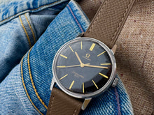 Load image into Gallery viewer, 1964 Amazing Omega Seamaster 600 "black dial" *SERVICED* w Warranty