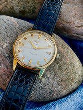 Load image into Gallery viewer, 1955 Longines Conquest original box, paper, strap and buckle *SERVICED*