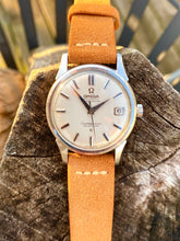 Load image into Gallery viewer, 1960 Omega Constellation Calendar with uncommon dial *SERVICED*