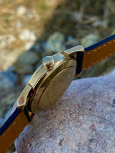 Load image into Gallery viewer, 1954 Rare solid 14k gold Omega Seamaster &quot;Beefy lugs&quot; *SERVICED*