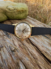 Load image into Gallery viewer, 1966 Omega Constellation "Pie-Pan" ”onyx dial” *SERVICED* w. Warranty