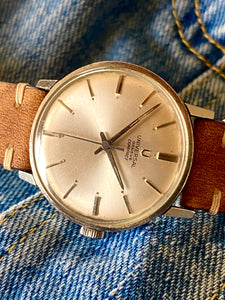 1960’s rare Universal Geneve ”Compact” ultra thin