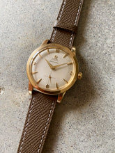 Load image into Gallery viewer, 1951 Rare Omega Seamaster (jumbo) with honeycomb-dial *SERVICED*