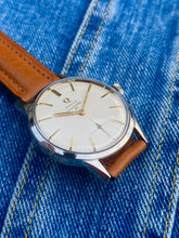 Load image into Gallery viewer, 1962 Omega Seamaster 30 with unpolished case *SERVICED*