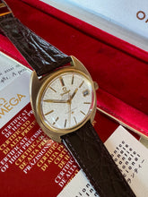 Load image into Gallery viewer, 1970 Rare Omega constellation *unworn* full-set. AMAZING Condition