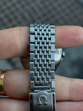 Load image into Gallery viewer, 1960 rare Omega Constellation ”Pie-Pan” with original bracelet *SERVICED*