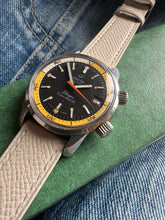 Load image into Gallery viewer, 1966 Rare Enicar Sherpa Super Divette ”T” with box and tag
