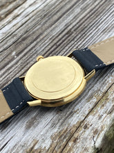 Load image into Gallery viewer, 1967 Omega Genève 18k solid gold *SERVICED*