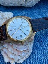 Load image into Gallery viewer, 1970 Rare Omega constellation *unworn* full-set. AMAZING Condition