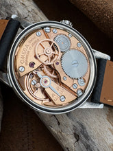 Load image into Gallery viewer, 1962 Beautiful Omega Seamaster 30 with ”linen dial”. *SERVICED* w warranty