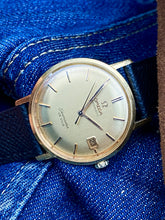 Load image into Gallery viewer, 1963 SUPER-Rare Omega Seamaster Deville with 18k gold case AND dial *SERVICED*