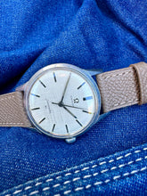 Load image into Gallery viewer, 1962 Gorgeous Omega Seamaster 30 with rare linen dial and *SERVICED* movement