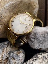 Load image into Gallery viewer, 1964 Stunning Omega in 18k solid gold *SERVICED*