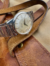Load image into Gallery viewer, 1958 Enicar Ultrasonic ”Sherpa” date 100/116 BaCNS. Serviced with 1 year warranty