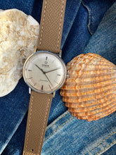 Load image into Gallery viewer, 1962 Rare Omega automatic Seamaster "Pre-Deville" with Tapestry dial, ref. 14765 *SERVICED*
